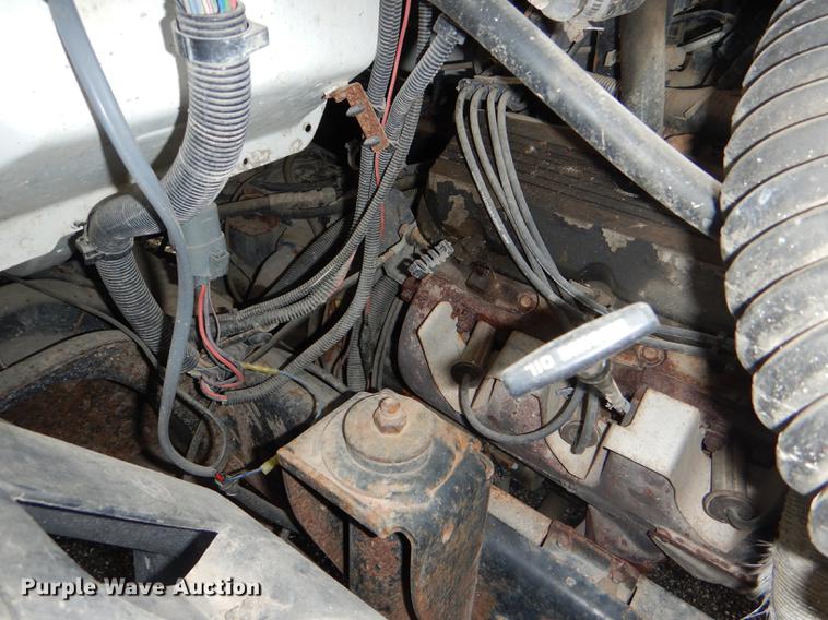 image for item DG1079 1994 GMC TopKick C5500 dump truck