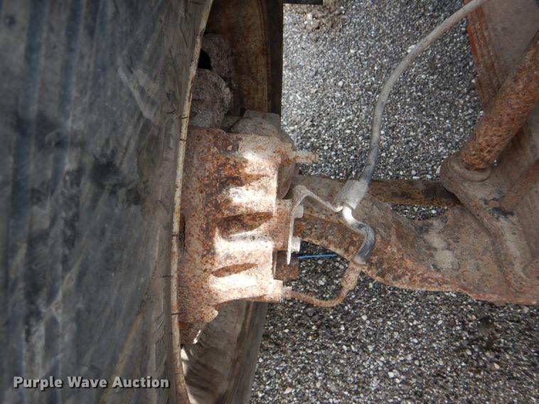 image for item DG1079 1994 GMC TopKick C5500 dump truck