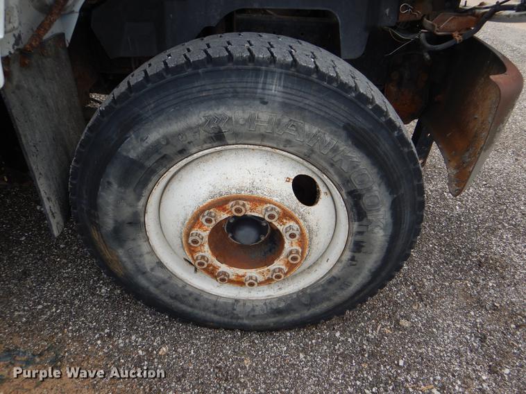 image for item DG1079 1994 GMC TopKick C5500 dump truck