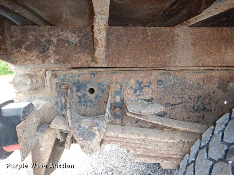 image for item DG1079 1994 GMC TopKick C5500 dump truck