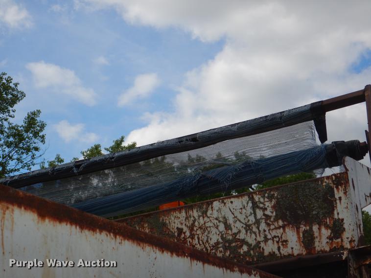 image for item DG1079 1994 GMC TopKick C5500 dump truck