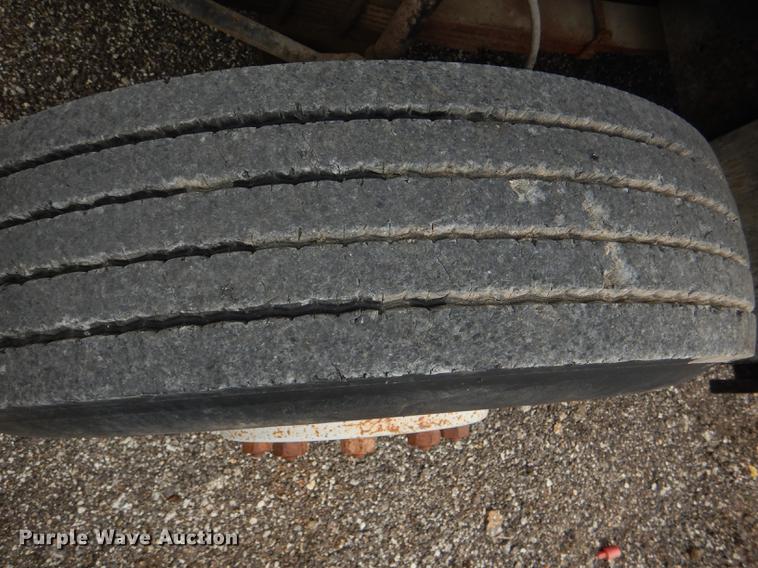 image for item DG1079 1994 GMC TopKick C5500 dump truck