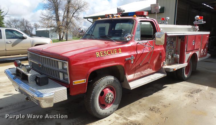 image for item EF9506 1982 Chevrolet Scottsdale K30 brush fire truck