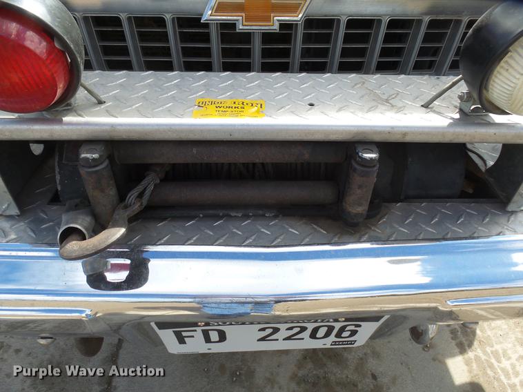 image for item EF9506 1982 Chevrolet Scottsdale K30 brush fire truck