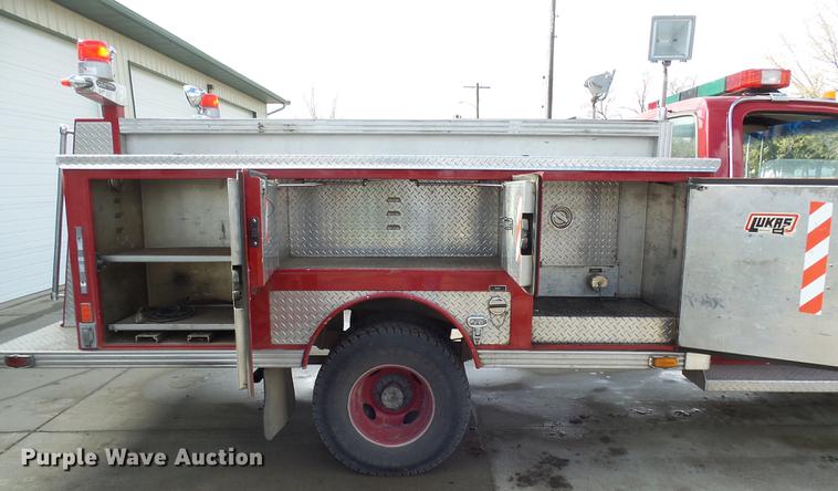 image for item EF9506 1982 Chevrolet Scottsdale K30 brush fire truck