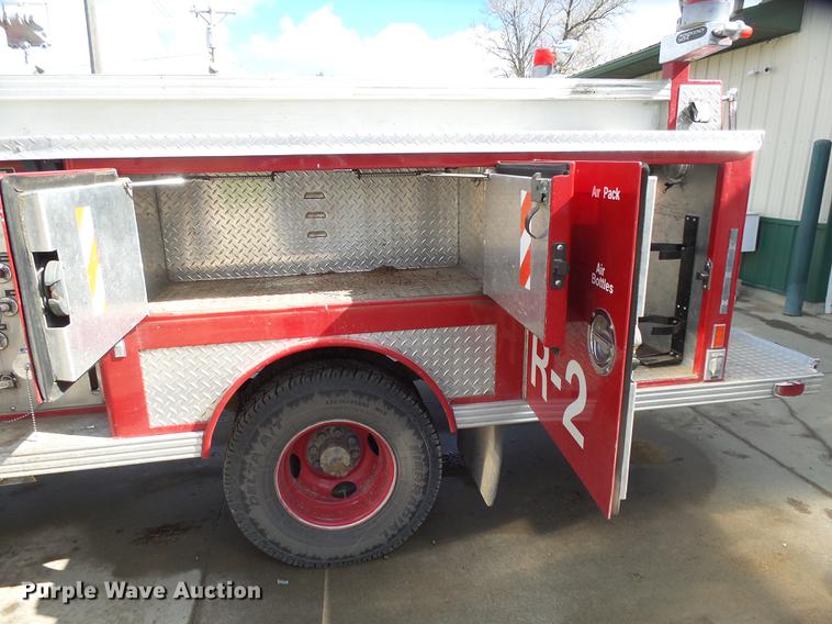 image for item EF9506 1982 Chevrolet Scottsdale K30 brush fire truck