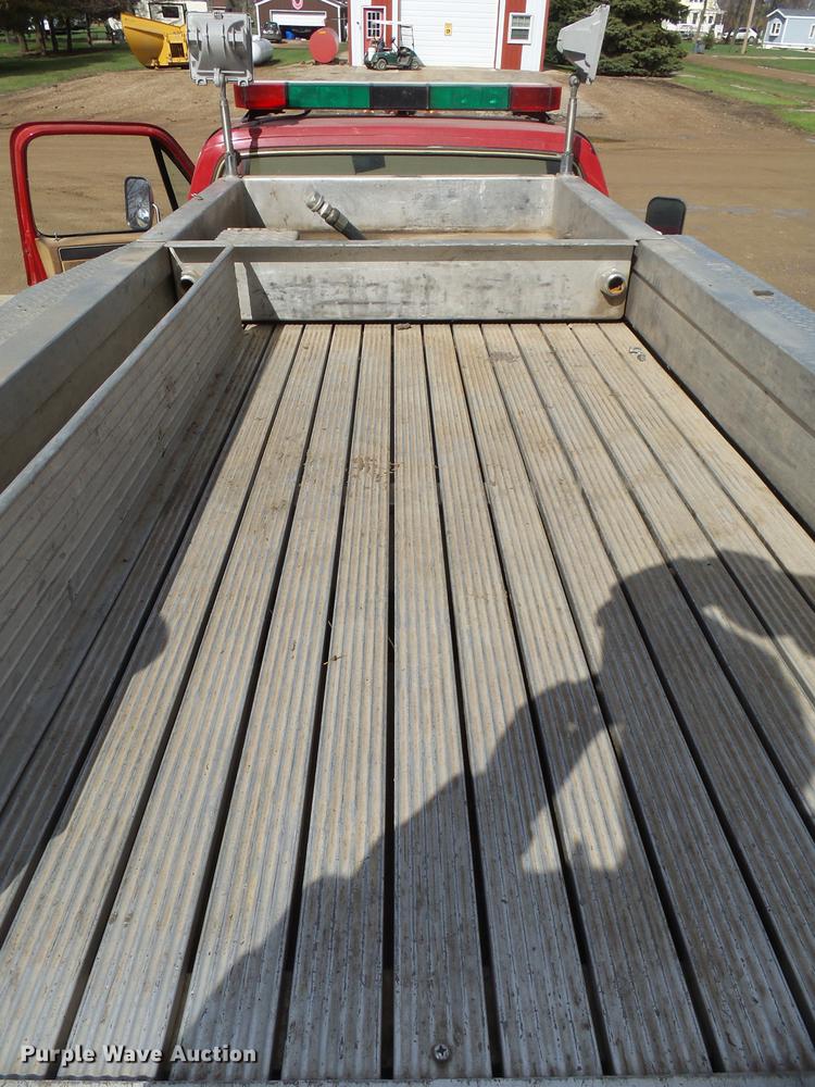 image for item EF9506 1982 Chevrolet Scottsdale K30 brush fire truck