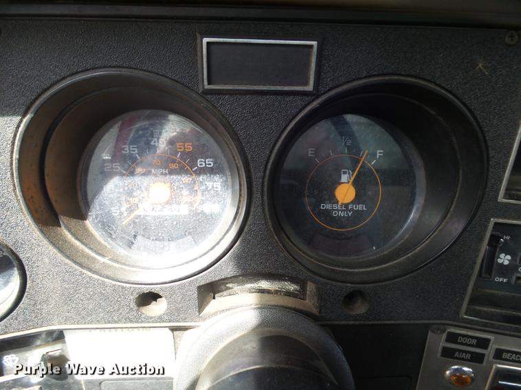 image for item EF9506 1982 Chevrolet Scottsdale K30 brush fire truck