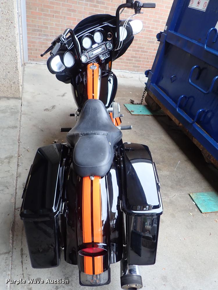 image for item EH9232 1999 Harley Davidson Electra Glide motorcycle