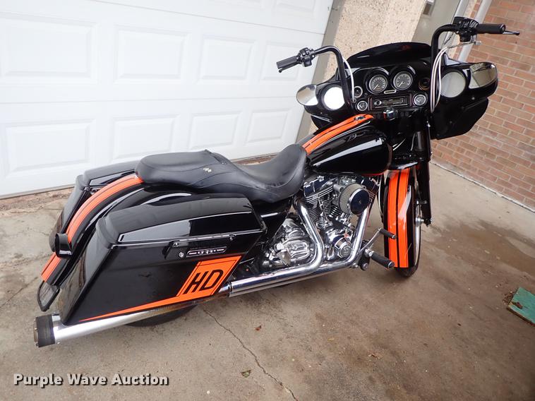 image for item EH9232 1999 Harley Davidson Electra Glide motorcycle