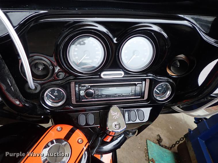 image for item EH9232 1999 Harley Davidson Electra Glide motorcycle