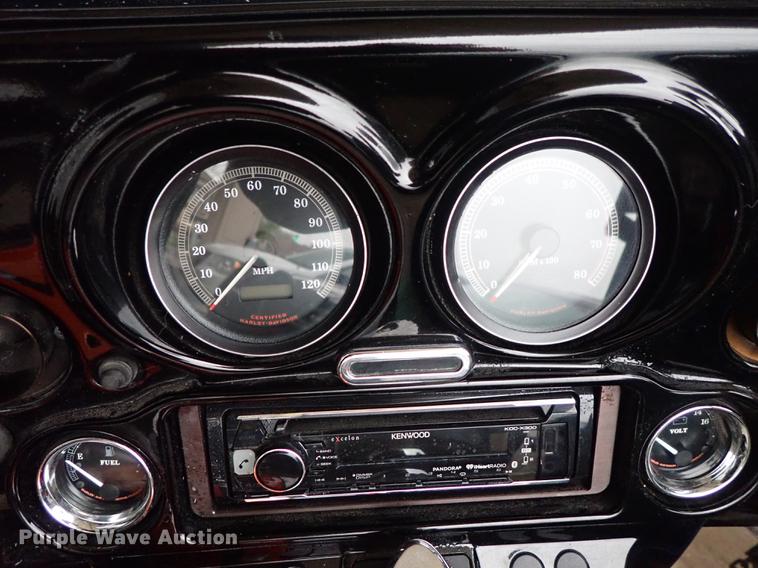 image for item EH9232 1999 Harley Davidson Electra Glide motorcycle