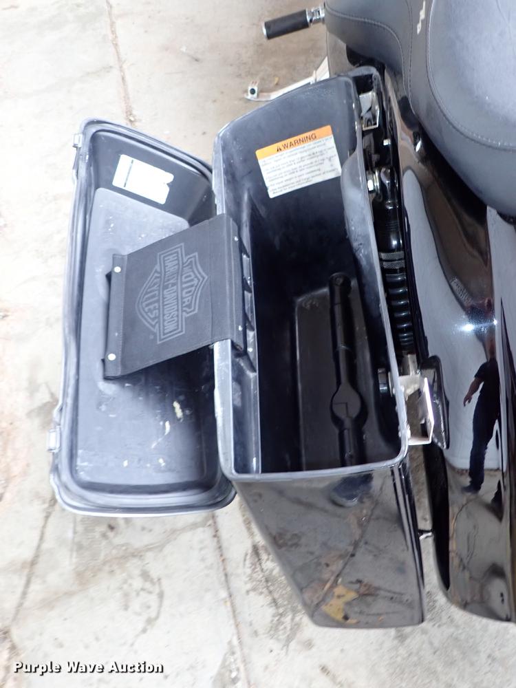 image for item EH9232 1999 Harley Davidson Electra Glide motorcycle