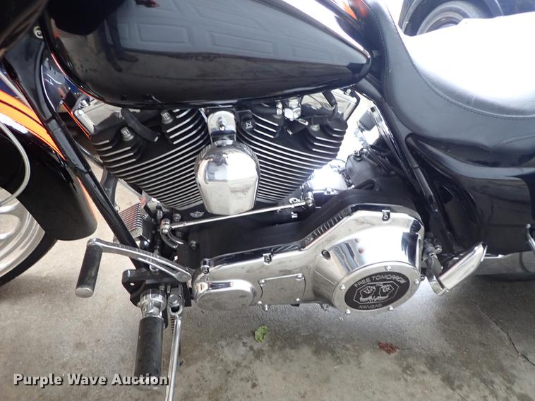 image for item EH9232 1999 Harley Davidson Electra Glide motorcycle