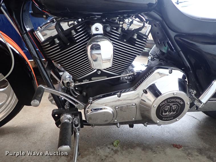 image for item EH9232 1999 Harley Davidson Electra Glide motorcycle