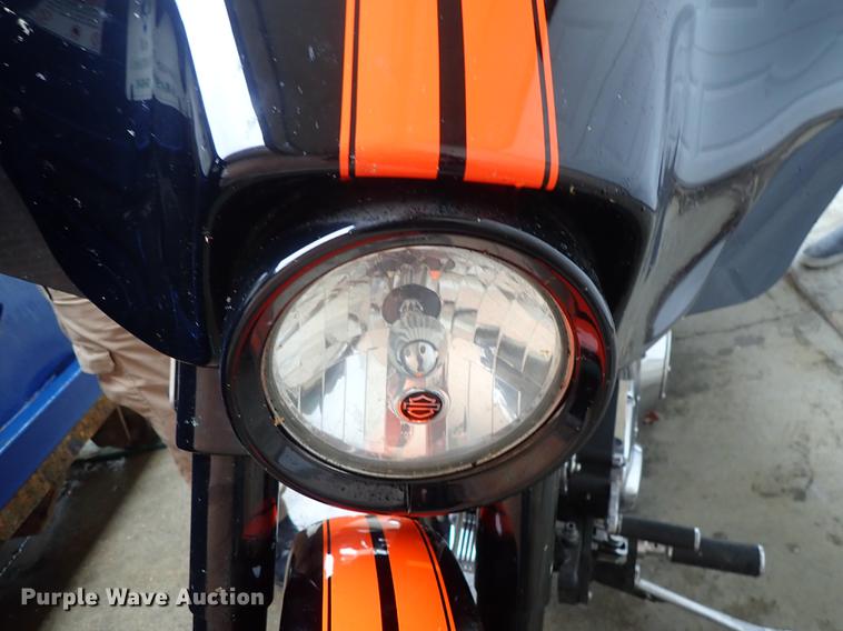 image for item EH9232 1999 Harley Davidson Electra Glide motorcycle