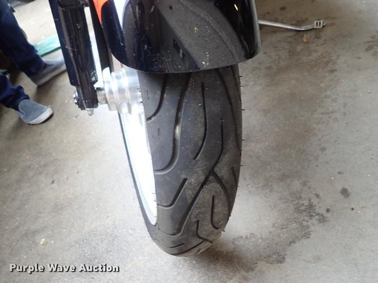 image for item EH9232 1999 Harley Davidson Electra Glide motorcycle