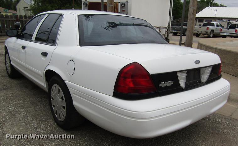 image for item EH9427 2007 Ford Crown Victoria Police Interceptor