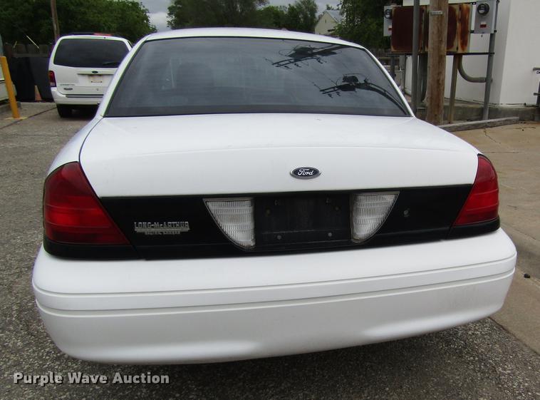 image for item EH9427 2007 Ford Crown Victoria Police Interceptor