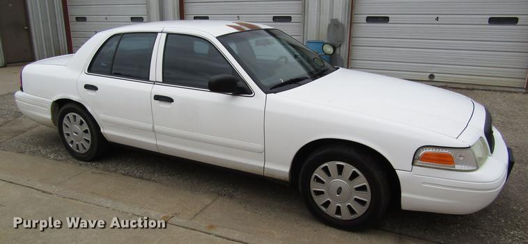 image for item EH9427 2007 Ford Crown Victoria Police Interceptor