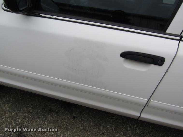 image for item EH9427 2007 Ford Crown Victoria Police Interceptor