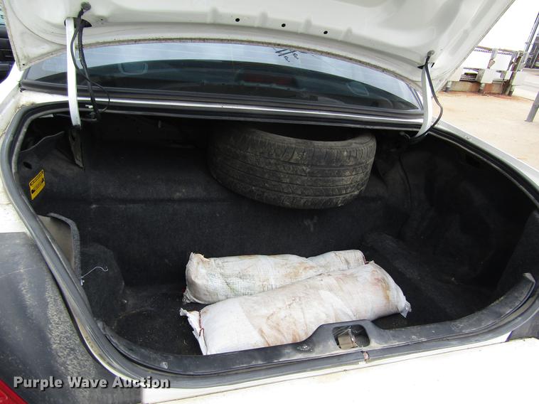 image for item EH9427 2007 Ford Crown Victoria Police Interceptor