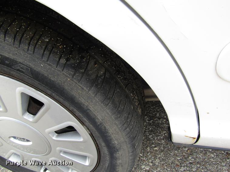 image for item EH9427 2007 Ford Crown Victoria Police Interceptor