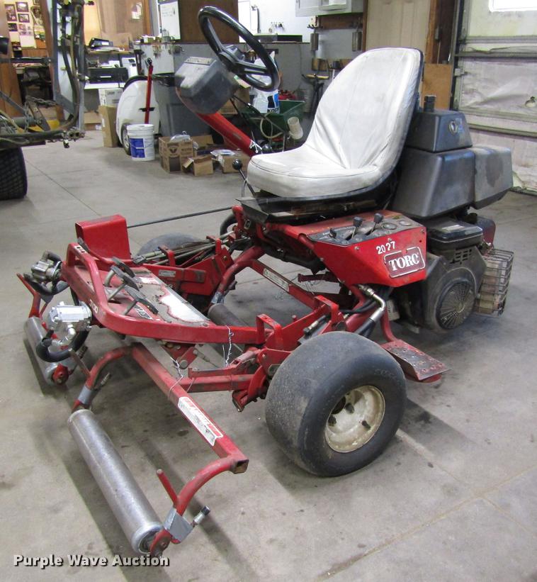 image for item EH9428 (2) Toro Greenmaster 3100 lawn mowers