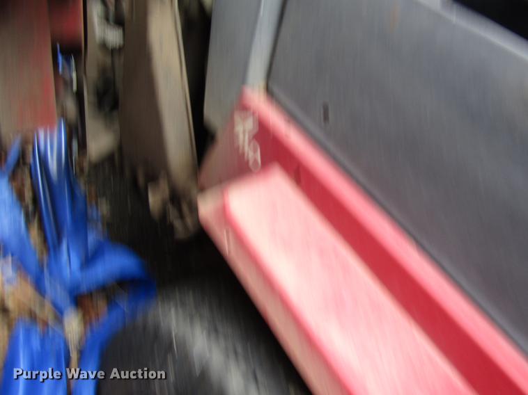 image for item EH9429 (2) 2003 Toro Groundmaster 400D lawn mowers