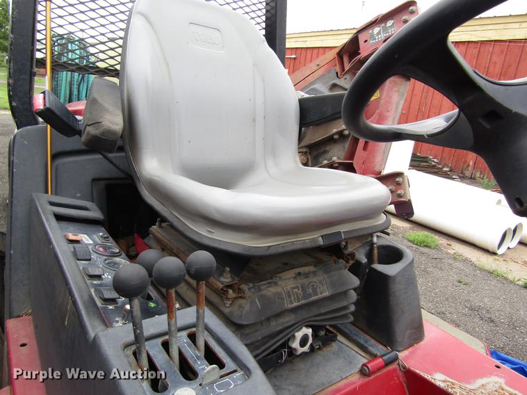 image for item EH9429 (2) 2003 Toro Groundmaster 400D lawn mowers
