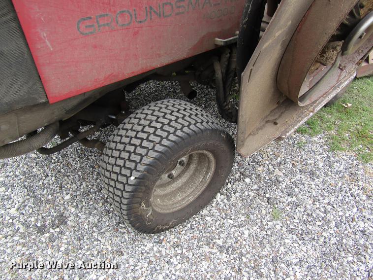 image for item EH9429 (2) 2003 Toro Groundmaster 400D lawn mowers