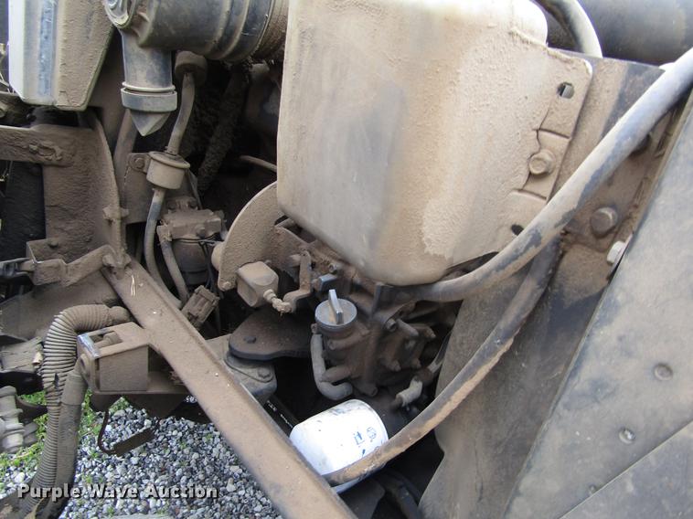 image for item EH9429 (2) 2003 Toro Groundmaster 400D lawn mowers