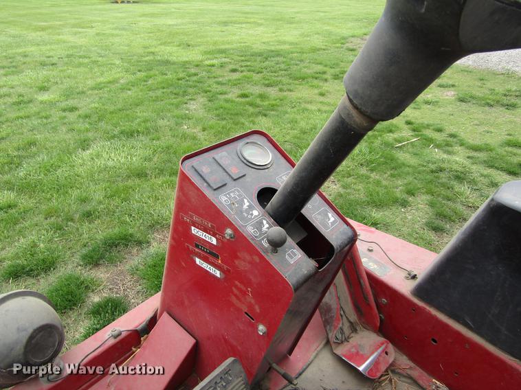 image for item EH9429 (2) 2003 Toro Groundmaster 400D lawn mowers