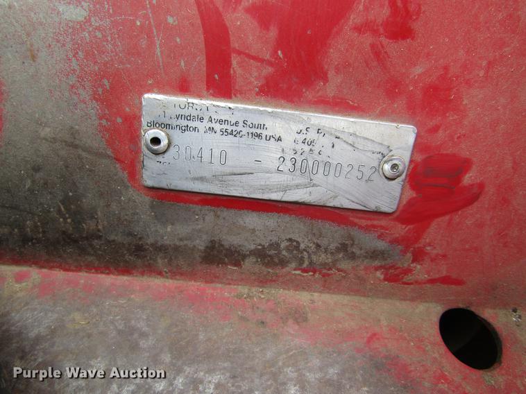 image for item EH9429 (2) 2003 Toro Groundmaster 400D lawn mowers