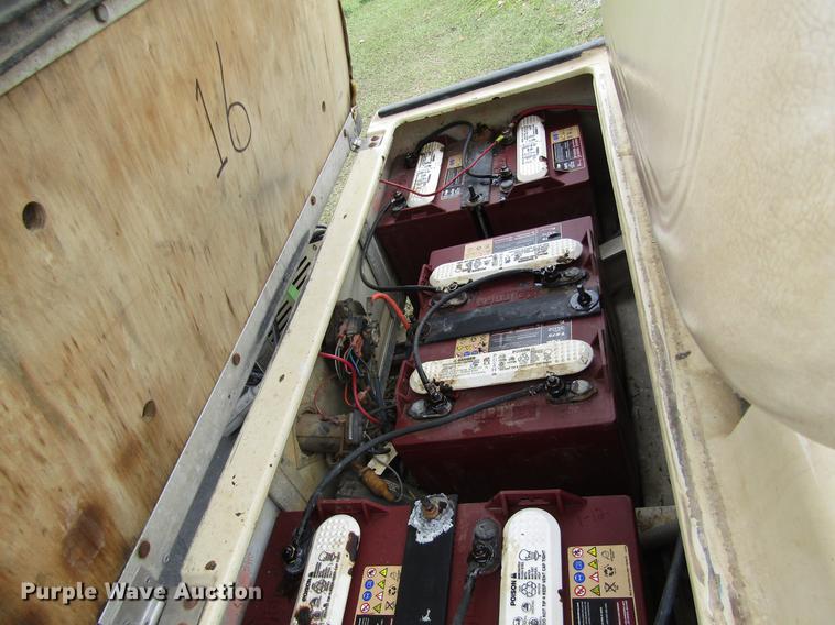 image for item EH9430 1999 Club Car golf cart