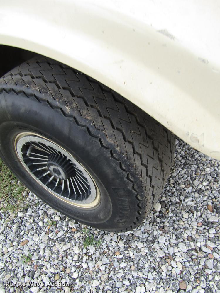 image for item EH9430 1999 Club Car golf cart