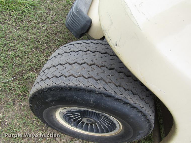 image for item EH9430 1999 Club Car golf cart