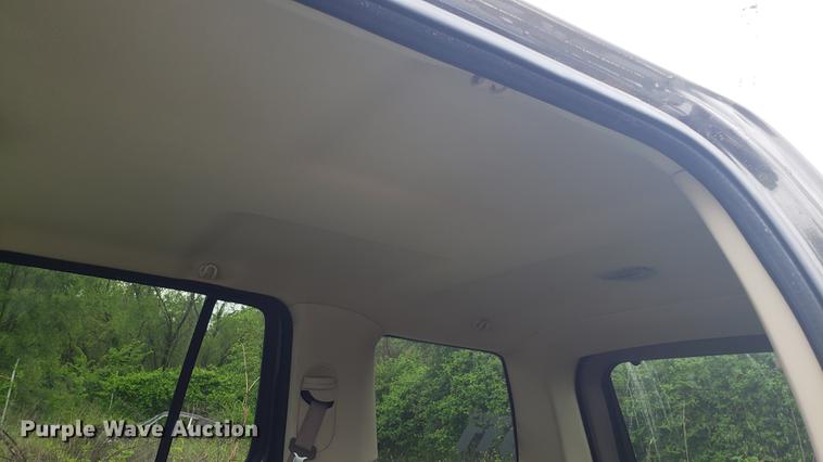 image for item EN9937 2005 Ford Explorer SUV