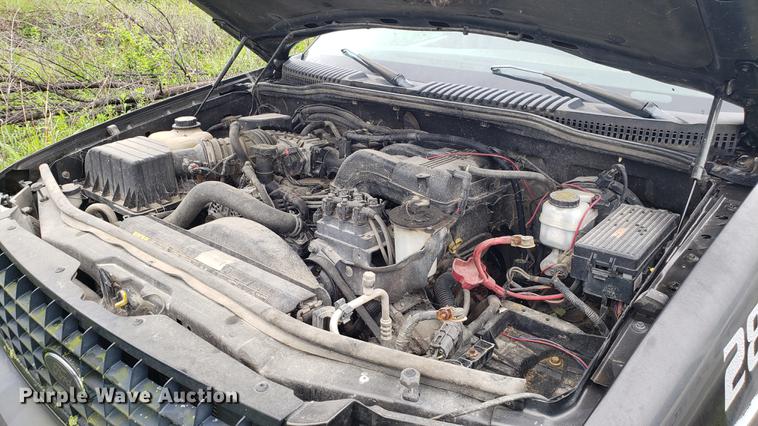 image for item EN9937 2005 Ford Explorer SUV