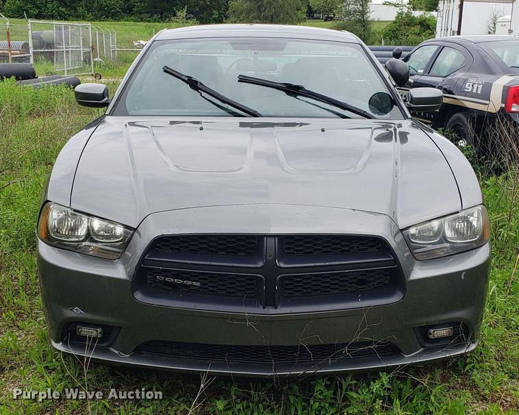 image for item EN9939 2011 Dodge Charger Police