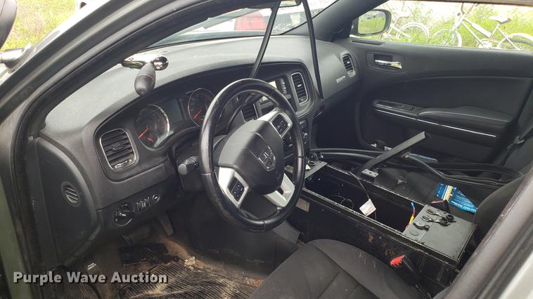 image for item EN9939 2011 Dodge Charger Police