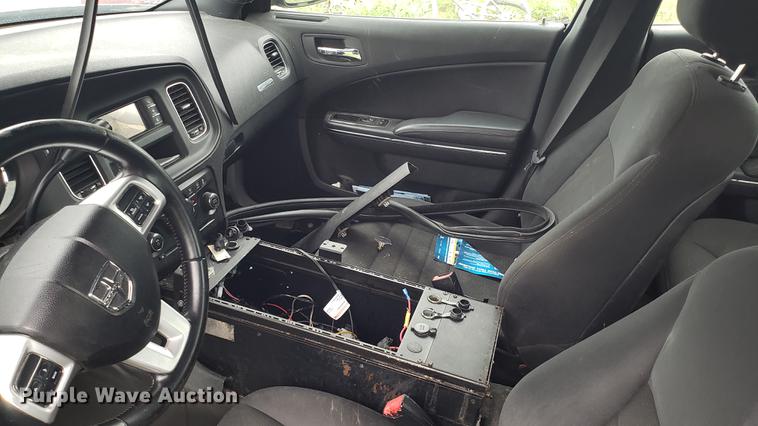 image for item EN9939 2011 Dodge Charger Police