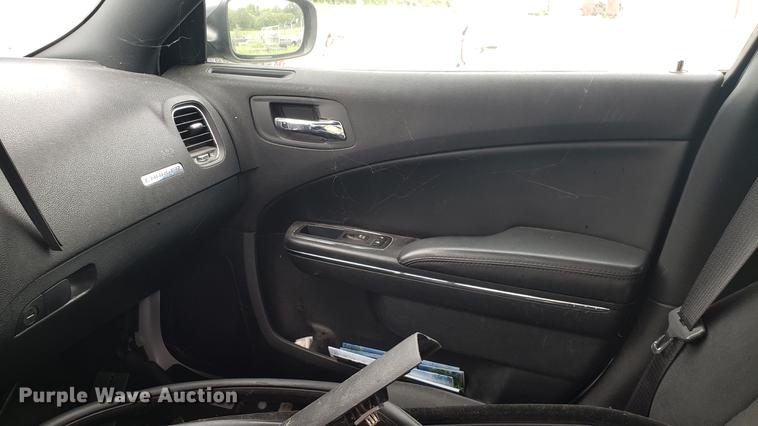 image for item EN9939 2011 Dodge Charger Police