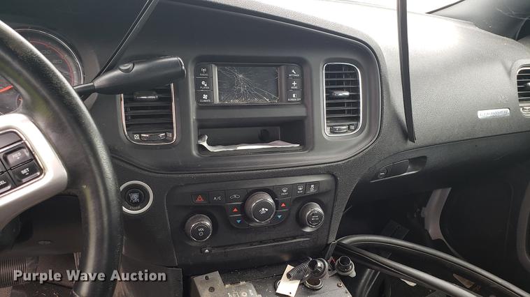 image for item EN9939 2011 Dodge Charger Police