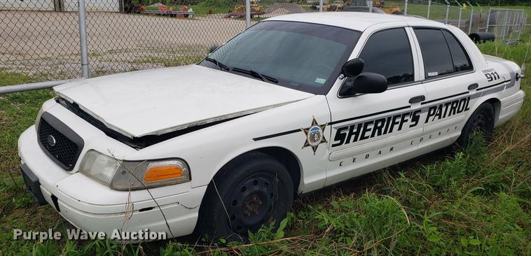 image for item EN9940 2007 Ford Crown Victoria Police Interceptor