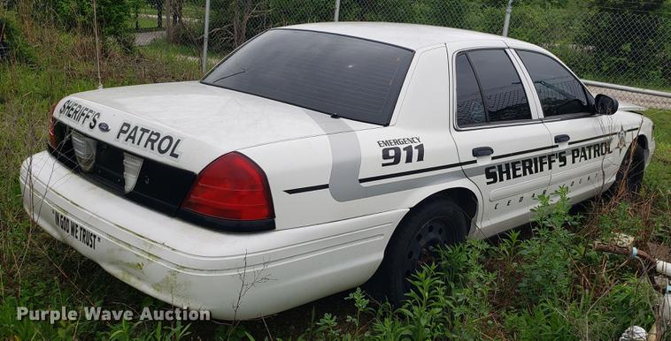 image for item EN9940 2007 Ford Crown Victoria Police Interceptor