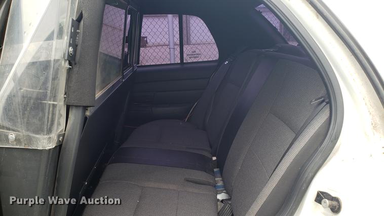 image for item EN9940 2007 Ford Crown Victoria Police Interceptor