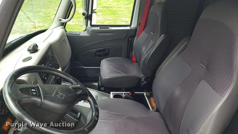 image for item EN9943 2009 International DuraStar 4300 ambulance