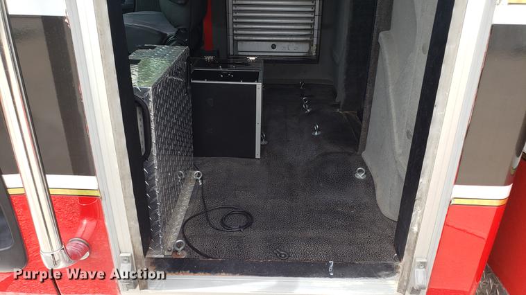 image for item EN9943 2009 International DuraStar 4300 ambulance