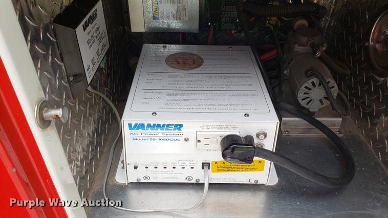 image for item EN9943 2009 International DuraStar 4300 ambulance